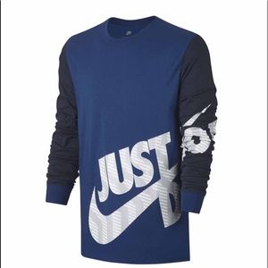 Nike long sleeve crew neck tee